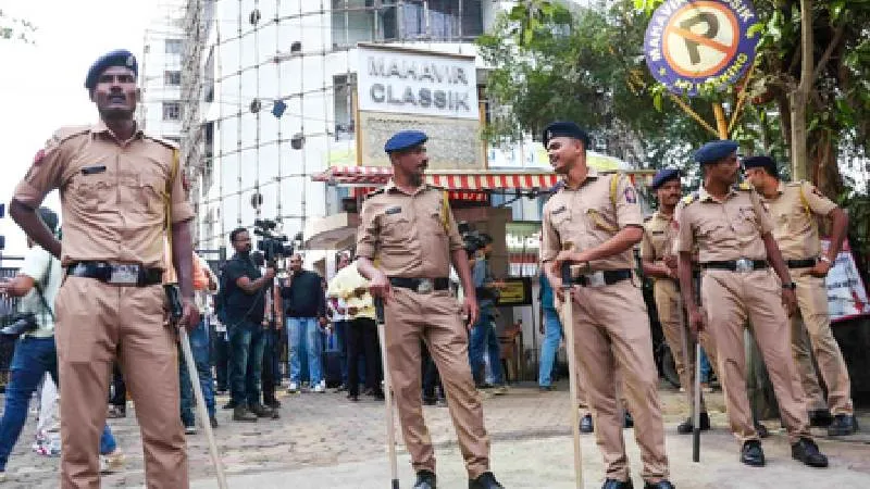 मुंबई: कोस्टा सेविंग्स ऐप' से सावधान, पुलिस ने दी ऑनलाइन घोटाले की चेतावनी