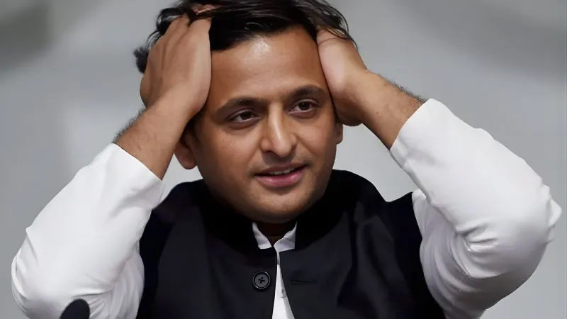 बिहार चुनाव के रुझान देख खिसियाए अखिलेश यादव, बोले- ये दल नहीं…