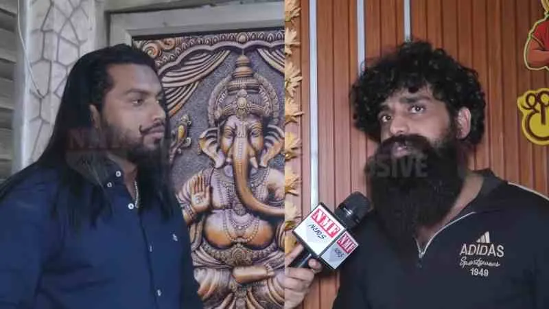 घर छोड़कर भागी Farzana की मां ! Yogi को गाली देने वाली का गौ रक्षकों ने कर दिया बहुत बुरा हाल!