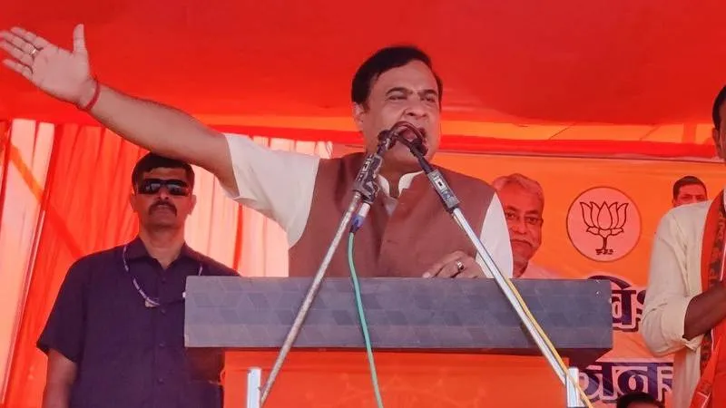 "राहुल पागल हैं, उन्हें आधिकारिक रूप से पागल घोषित किया जाए", हिमंत बिस्वा सरमा का राहुल गांधी पर हमला