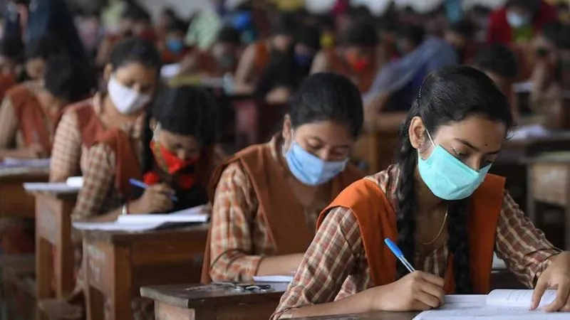 यूपी बोर्ड 2026 की 10वीं और 12वीं की डेटशीट जारी, 18 फरवरी से 12 मार्च तक चलेंगी परीक्षाएं, देखें पूरा शेड्यूल