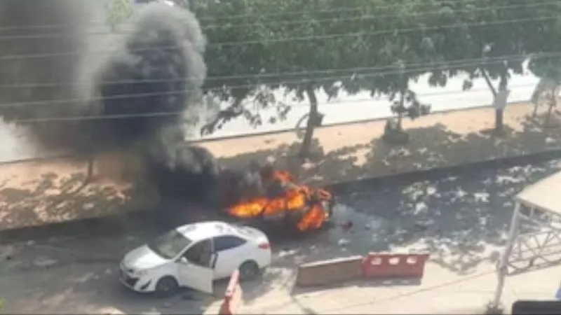 दिल्ली के बाद बम धमाके से दहला इस्लामाबाद, कार के उड़े परखच्चे, 12 की मौत और कई घायल