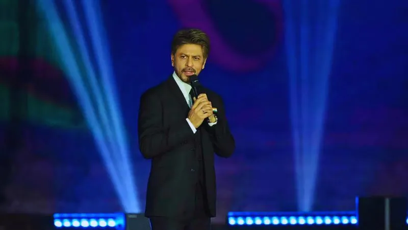 'भारत कभी झुकता नहीं, हमें कोई हरा नहीं सकता…’, दिल्ली ब्लास्ट-पहलगाम हमले पर शाहरुख का बयान, देश के जवानों को किया सैल्यूट