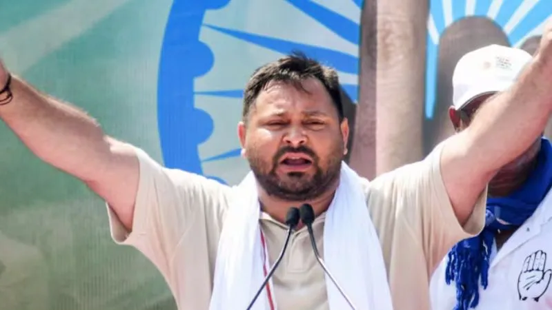 बिहार चुनाव: जीविका दीदी को 30 हजार, किसानों को MSP के साथ बोनस, प्रचार थमने से पहले तेजस्वी यादव का बड़ा ऐलान