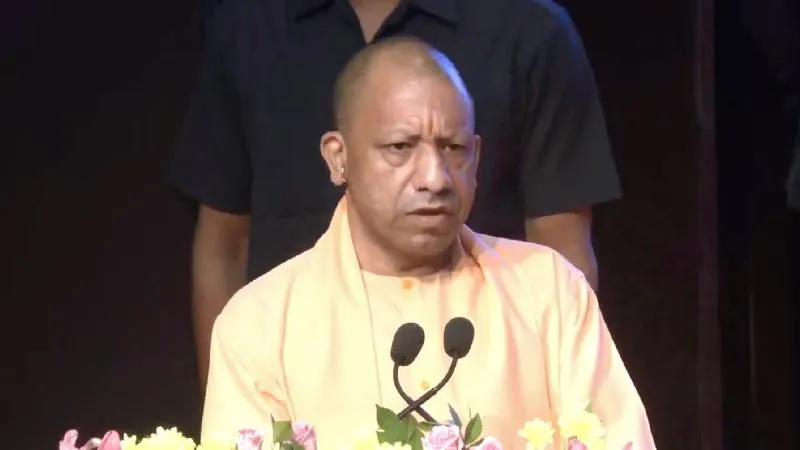 Vande Mataram 150 years: सीएम योगी बोले- वंदे मातरम् भारत की आजादी का अमर मंत्र