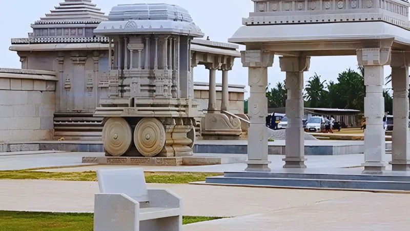 वेणुगोपाल स्वामी मंदिर: 70 साल तक पानी में डूबा रहा ये मंदिर, आज भी भक्तों को सुनाई देती है बांसुरी की आवाज