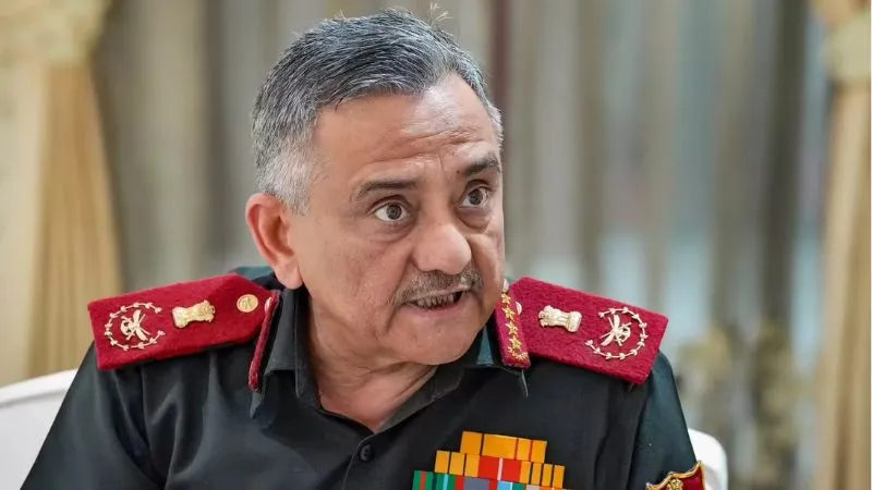 ‘भाषणों से नहीं एक्शन से जीतते हैं जंग’ CDS अनिल चौहान ने पाकिस्तान को दिखाया आईना, झूठे दावों पर की बोलती बंद