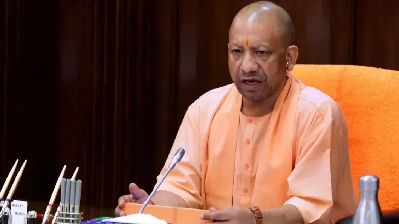 'कामगारों का जरूर करें सत्यापन...', CM योगी ने प्रदेश की जनता से क्यों की यह अपील, जानें इसके पीछे की असली वजह