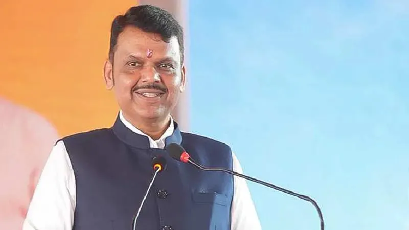 विधायकों की हरकत पर भड़के CM देवेंद्र फडणवीस, कहा- दुबारा किया तो घर बैठना पड़ेगा