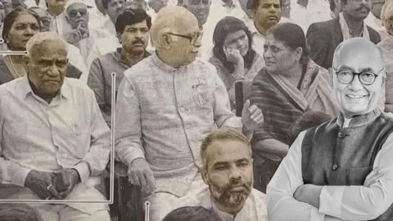 'यही संगठन की शक्ति है...', PM मोदी-आडवाणी की तस्वीर, BJP-संघ की तारीफ, किसकी ओर है दिग्विजय सिंह का इशारा