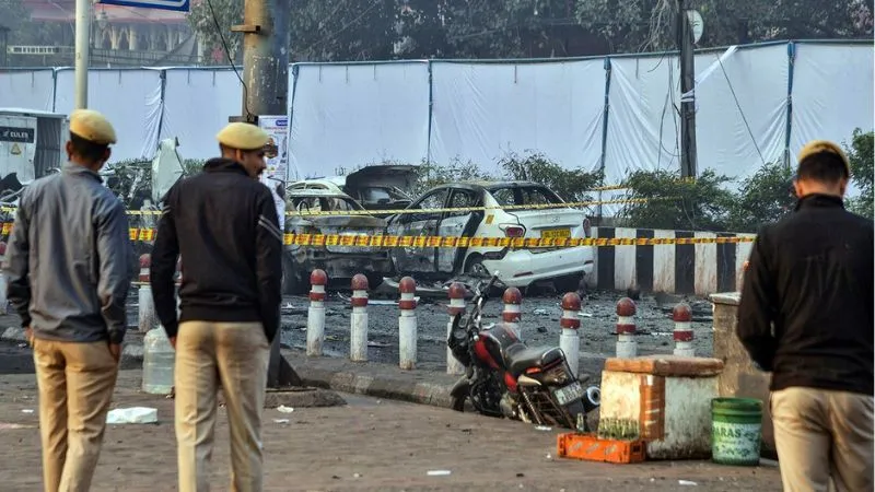 दिल्ली ब्लास्ट: जम्मू कश्मीर में NIA की ताबड़तोड़ छापेमारी, उमर के साथी जसीर बिलाल समेत 10 ठिकानों पर दबिश