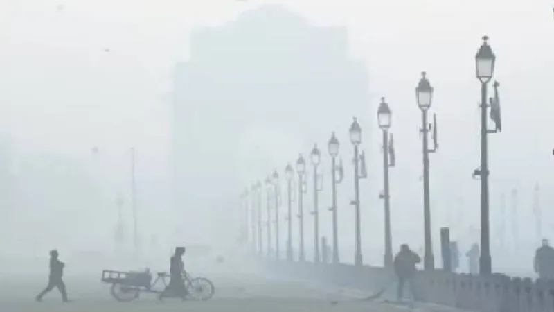 दिल्ली-UP समेत पूरे उत्तर भारत में हाड़ कंपाने वाली ठंड... मौसम विभाग ने जारी किया अलर्ट, कुछ जगहों पर बारिश की संभावना