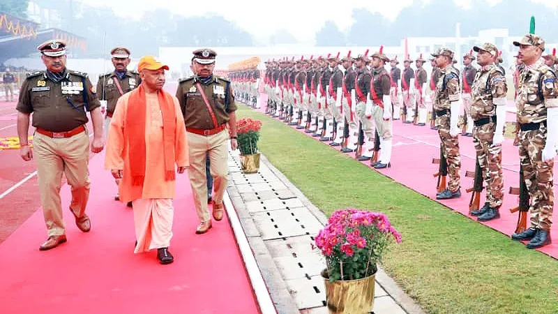 CM योगी ने PAC के शौर्य को किया नमन, कहा- 41,893 आरक्षियों की भर्ती से बल हुआ मजबूत, सुविधाएं बढ़ाने का दिया आश्वासन