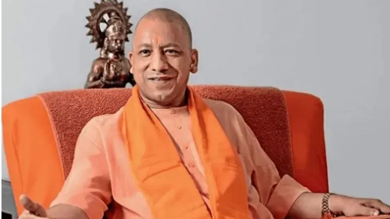वोट बैंक की राजनीति Vs विकास का मॉडल: योगी सरकार ने बदली UP की तस्वीर, बना निवेश, उद्योग और रोजगार का केंद्र
