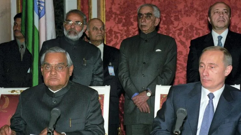 साल बदला, सरकार बदली, बस नहीं बदली मोदी-पुतिन की दोस्ती, 25 साल पुरानी तस्वीर भी दे रही इतिहास की गवाही