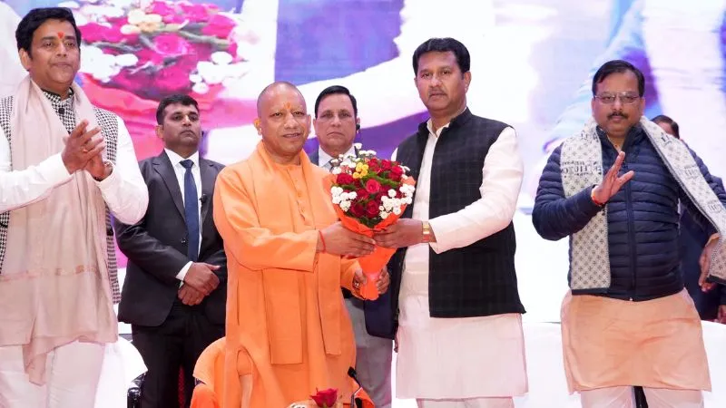 एसआईआर में एक-एक नाम जुड़वाने का काम करें... सीएम योगी ने भाजपा कार्यकर्ताओं से किया आह्वान, बोले- यह अभियान एक राष्ट्रीय जिम्मेदारी