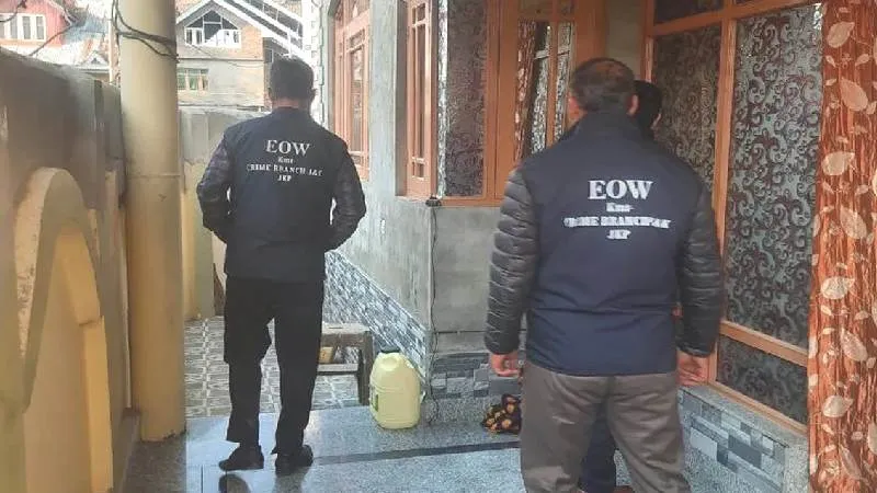 कश्मीर EOW की बड़ी कार्रवाई, 2025 में 100 बड़े आर्थिक अपराध मामले निपटाए