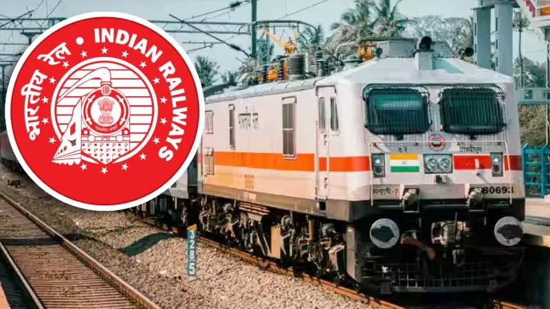 इंडिगो उड़ानों के रद्द होने से बढ़ी परेशानी, रेलवे ने चलाईं कई स्पेशल ट्रेनें, जारी की सूची