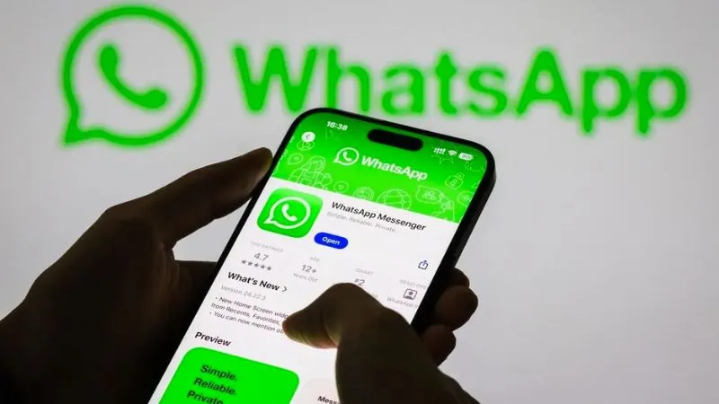 WhatsApp ने मचाई धूम! अब Voice Message बिना सुने पढ़ें, ये तरीका आपको हैरान कर देगा