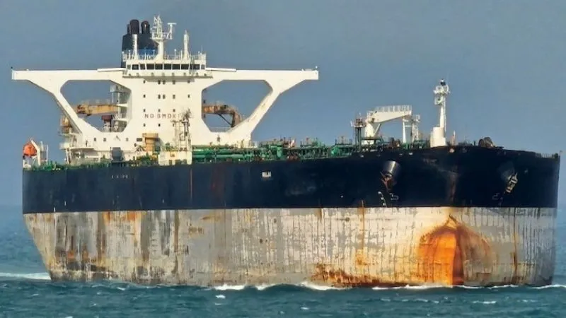 पहले वेनेजुएला अब रूस से अमेरिका ने लिया पंगा, दोनों देशों के बीच बढ़ी दुश्मनी, समंदर में US नेवी ने रूसी झंडा लगे तेल टैंकर पर किया कब्जा