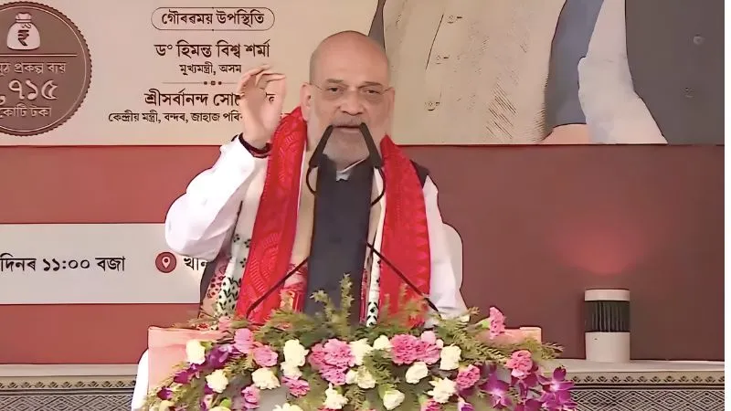 असम चुनाव से पहले गृह मंत्री शाह का कांग्रेस पर बड़ा आरोप, बोले- 20 साल के शासन में 64 लाख घुसपैठियों से बदली राज्य की डेमोग्राफी