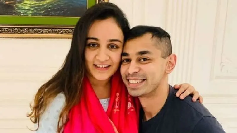 प्रतीक यादव ने जताया सुलह का संकेत, अपर्णा यादव के साथ पारिवारिक विवाद में नया मोड़