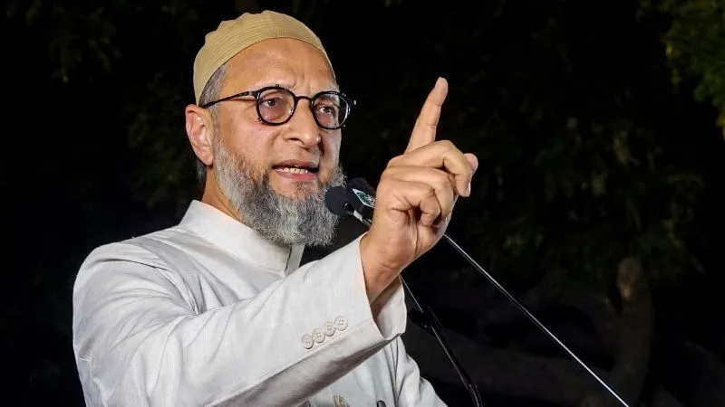 ‘तो क्या वह गांधीवादी काम था’ BJP से ‘मैच फिक्सिंग’ के आरोपों पर ओवैसी का तगड़ा पलटवार, कांग्रेस को दिखाया आईना