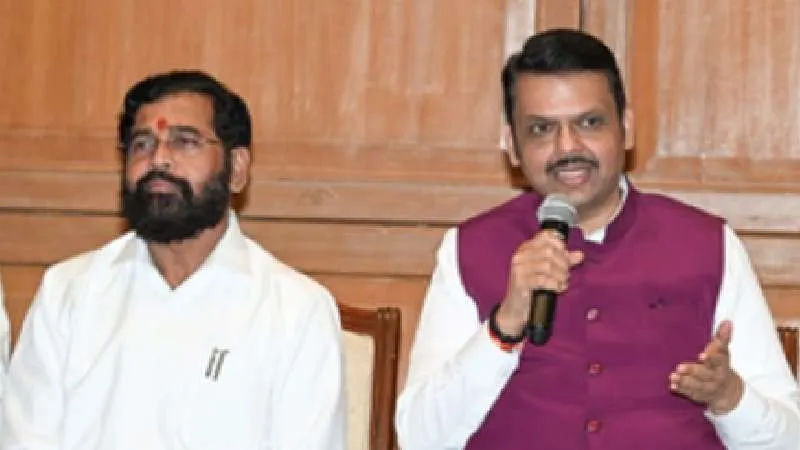 BMC Election 2026: भाजपा–शिवसेना गठबंधन की बड़ी बढ़त के संकेत, ठाकरे बंधुओं को चुनौती