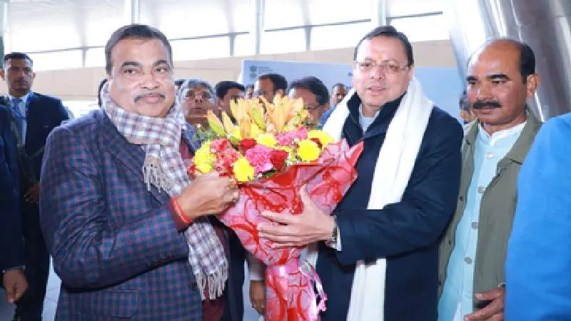 उत्तराखंड में राष्ट्रीय राजमार्ग विकास को नई गति, चारधाम महामार्ग सहित कई परियोजनाओं की समीक्षा