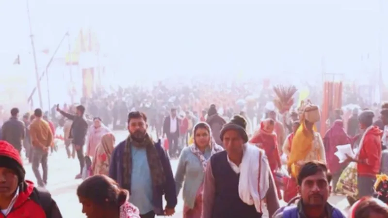 माघ मेला क्षेत्र में मुस्तैद प्रशासन, मिनटों में पाया आग पर काबू...CCTV-AI कैमरों से हो रही भीड़ की मॉनिटरिंग