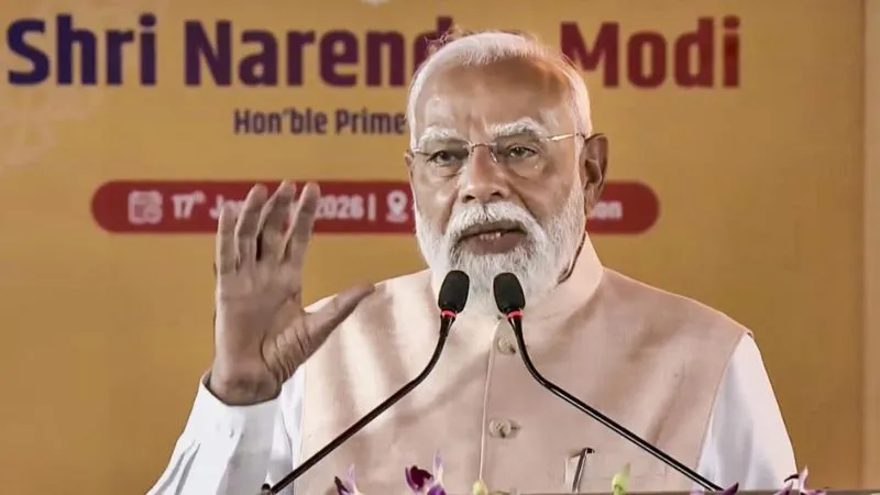 घुसपैठियों को वोटर बनाने का खेल! मालदा की माटी से मोदी का बड़ा संदेश, कहा- बंगाल से निकाल फेंकेंगे