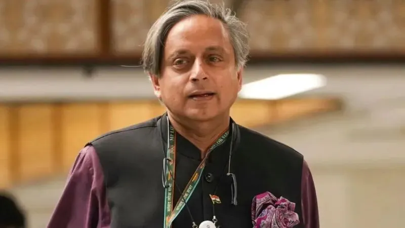 कांग्रेस के भीतर बढ़ी हलचल... राहुल गांधी के कार्यक्रम से खफा शशि थरूर, बड़ी बैठक से बना सकते हैं दूरी