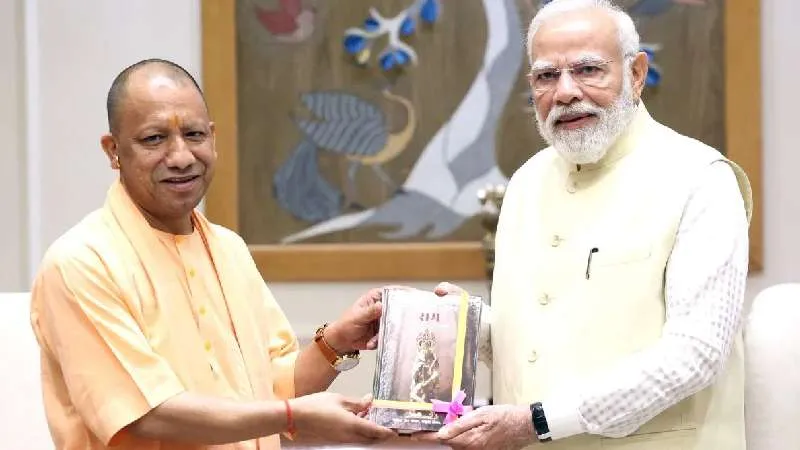 यूपी दिवस पर पीएम मोदी ने गिनाईं उपलब्धियां, बोले- विकसित उत्तर प्रदेश बनेगा विकसित भारत की ऊर्जा