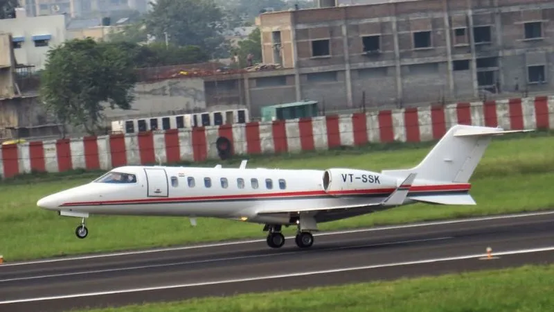 अजित पवार का जो विमान हुआ क्रैश, उसी चार्टर्ड फ्लाइट से BJP के कई दिग्गज नेताओं ने किया था सफर