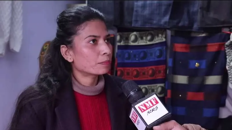 ऊंचे पहाड़ों से जादुई कीड़ा लाई इस महिला ने खोल दिए कई राज़!