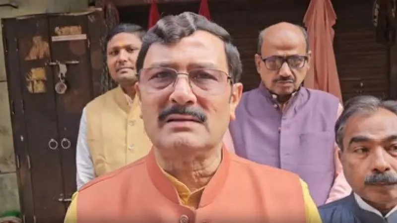 पश्चिम बंगाल चुनाव से पहले सियासी माहौल गरमाया, बेहाला पश्चिम में बीजेपी-टीएमसी समर्थकों में झड़प