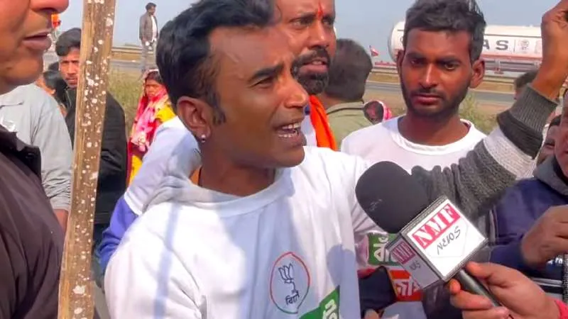 Mamata के गढ़ में गूंज रहा योगी-योगी… हिंदू भी बोल रहे ‘योगी को बंगाल भेजो’!