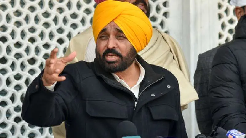 मुख्यमंत्री भगवंत मान ने अकाल तख्त में दिया स्पष्टीकरण, सिख गुरुओं के फैसले का पालन करेंगे