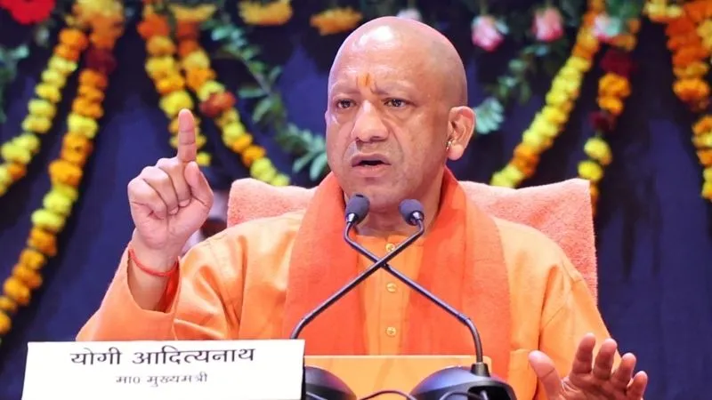 'लंबे समय तक संसाधनों पर डाली डकैती, अब...', CM योगी ने VB-G RAM G को बताया विकसित भारत की संकल्पना, विपक्ष को घेरा