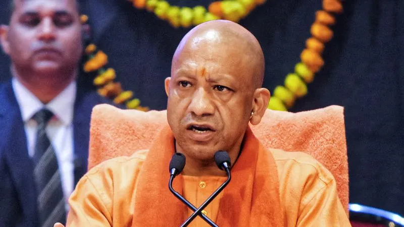 CM योगी ने तैयार किया मास्टर प्लान, UP के हर जिले में बनेंगे 'सरदार पटेल इंडस्ट्रियल जोन', रोजगार को मिलेगी नई रफ्तार