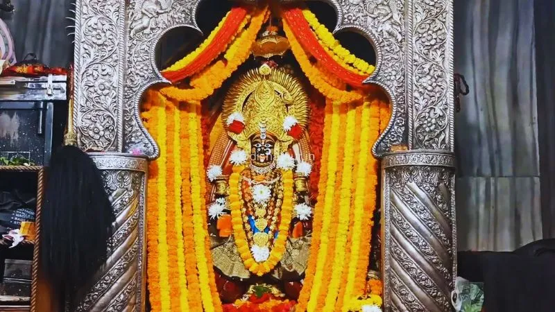 मां कटक चंडी मंदिर: यहां मंदिर में सजीव रूप में विराजमान हैं मां काली, देती हैं भय से मुक्ति, जानें रहस्य