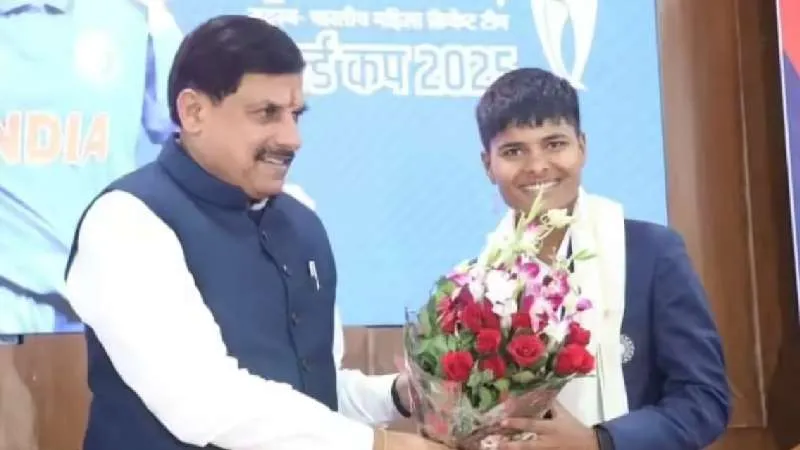 महिला वनडे विश्व कप 2025 विजेता क्रांति गौड़ के पिता को 14 साल बाद मध्य प्रदेश पुलिस में बहाली