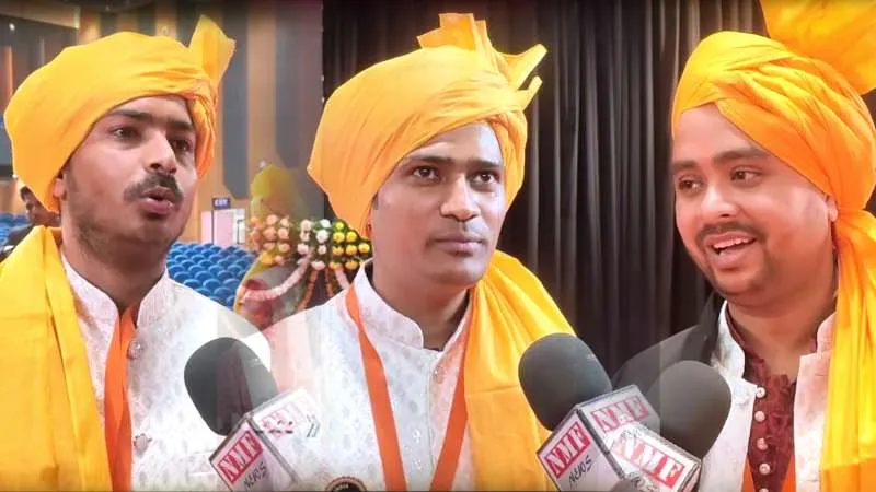 CM Yogi या Akhilesh… युवाओं के दिलों पर कौन करता है राज सबूत देख लीजिये!