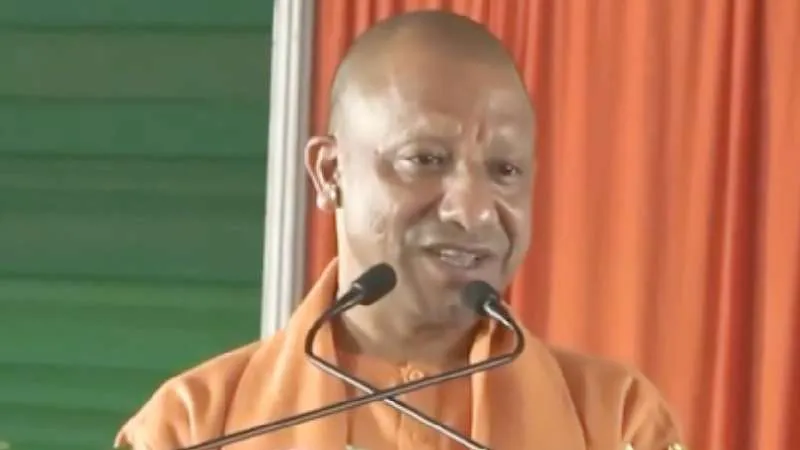 योगी आदित्यनाथ का संकल्प, उत्तर प्रदेश को दंगामुक्त बनाकर नौजवानों को रोजगार देने का प्रयास