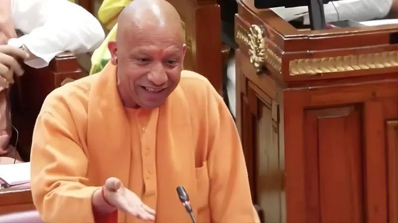 विधानसभा में CM योगी ने सुनाया सपा सरकार का किस्सा, कहा- शिक्षा मंत्री ने राम प्रसाद बिस्मिल को समझ लिया था बिस्मिल्ला खां
