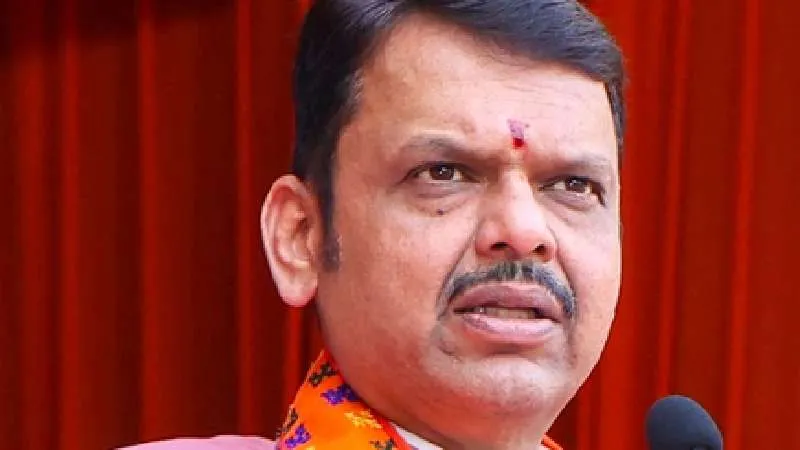 मुख्यमंत्री देवेंद्र फडणवीस का बयान, गढ़चिरौली में माओवादियों के अंतिम 44 स्मारक ध्वस्त, आतंक का आखिरी निशान मिटा