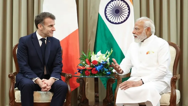 'अमेरिका-चीन पर निर्भरता नहीं चलेगी...', भारत पहुंचे फ्रांस के राष्ट्रपति इमैनुएल मैक्रों का दो टूक संदेश