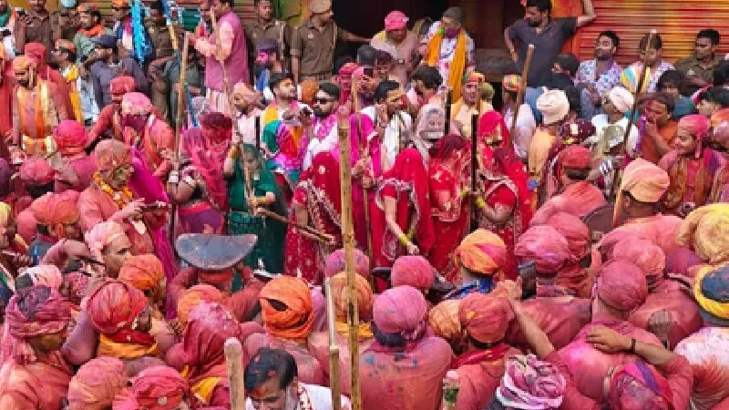 ब्रज की होली को बदनाम करने की साजिश नाकाम, पुराने वायरल वीडियो पर पुलिस की सख्त कार्रवाई