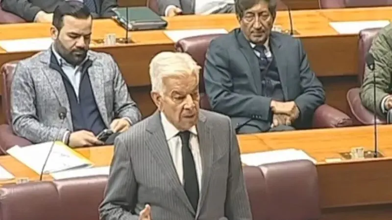 PAK सेना का एक और सरेंडर, इस बार BLA ने टिकवाए घुटने! रक्षा मंत्री का संसद में कबूलनामा, हाथ से निकला बलूचिस्तान