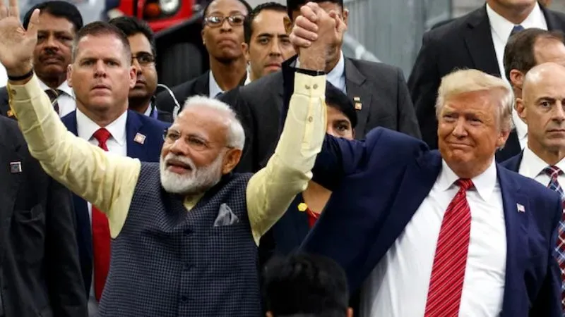 आखिर झुक गए ट्रंप, भारत पर टैरिफ घटाकर 18% किया, PM मोदी ने मनवा ही ली अपनी बात
